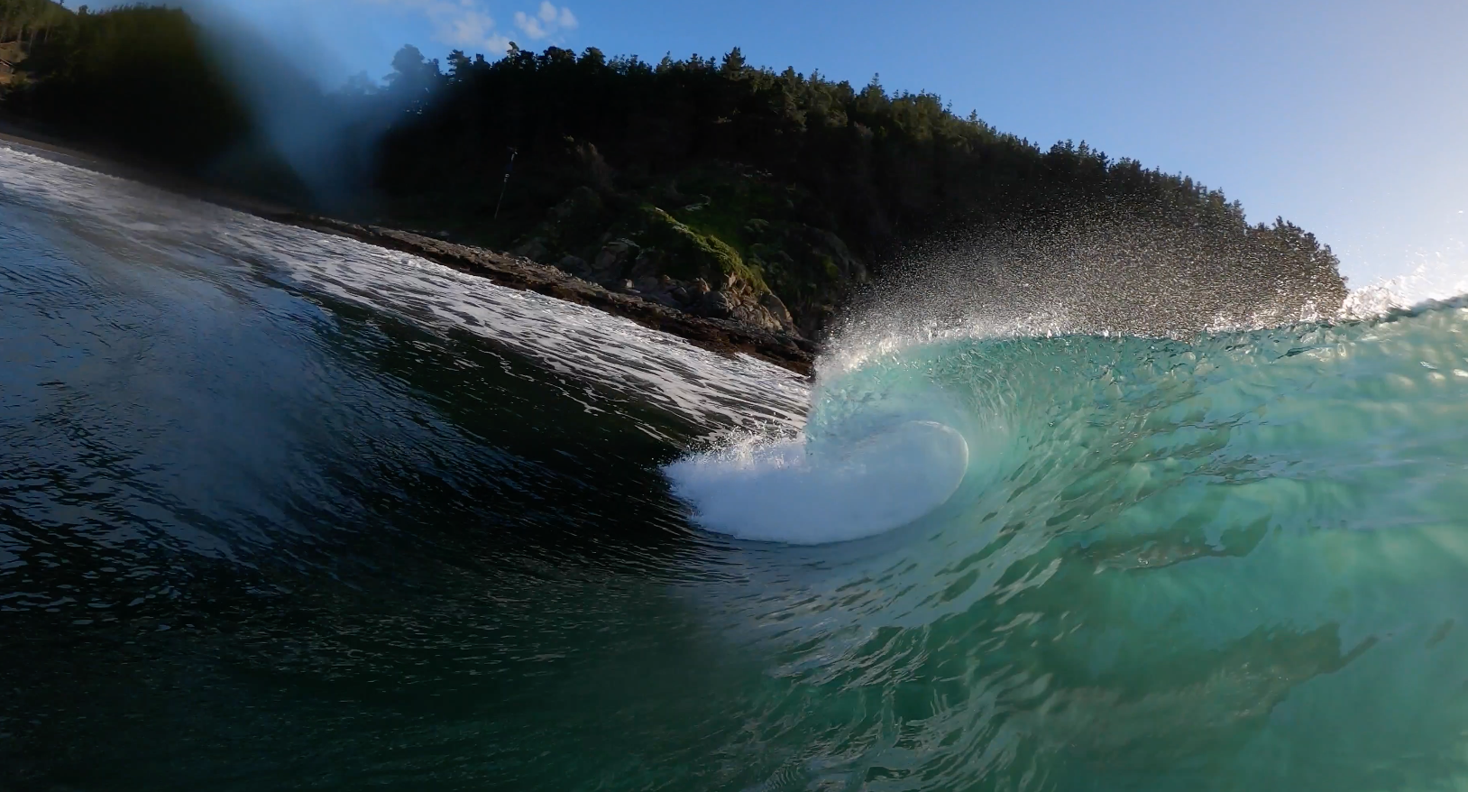 Puertocillo Tube (Chile Surf Spot)