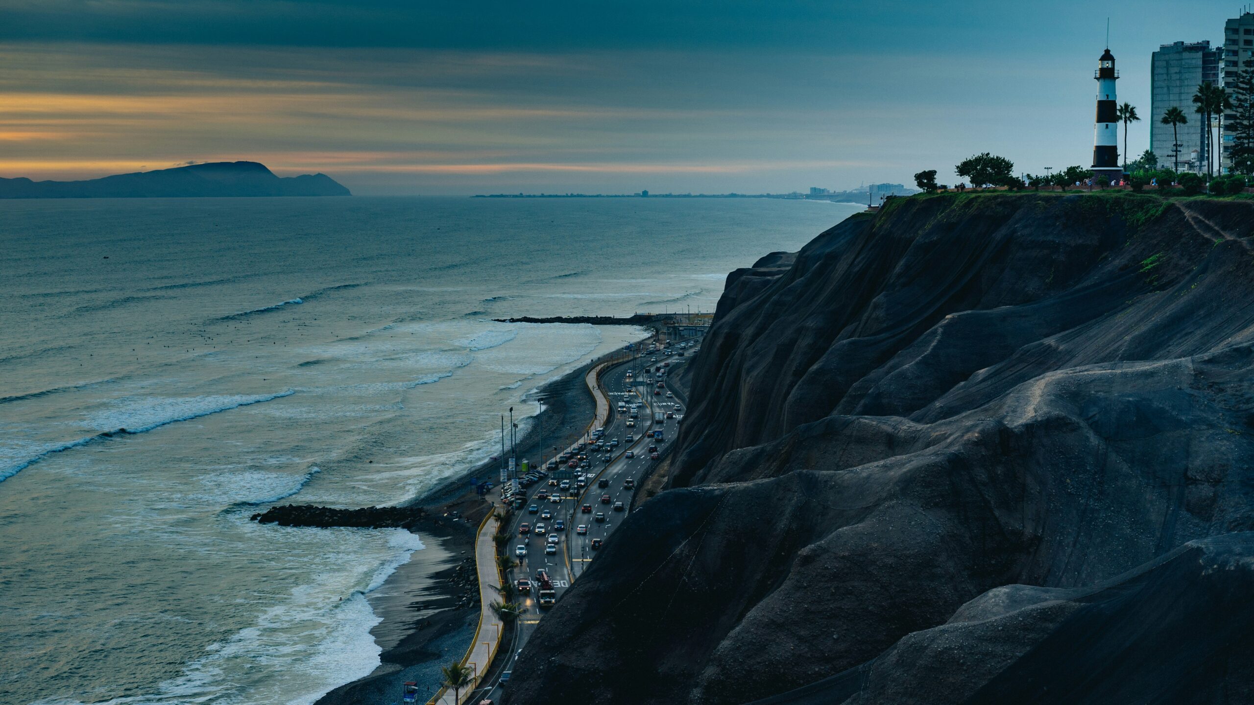 Lima Surf (Peru Surf Camps)